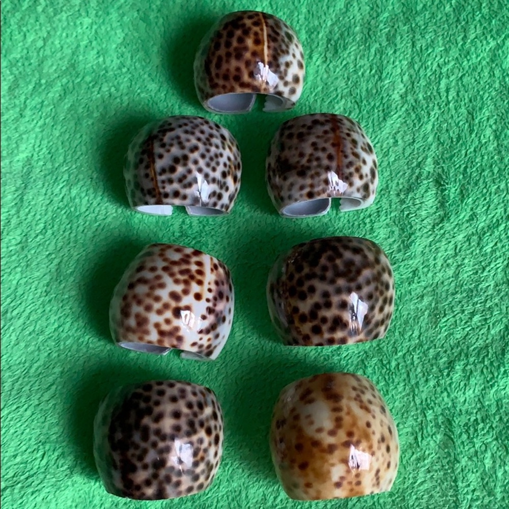 Vintage Seashell set of 7 napkin rings - Picture 2 of 16
